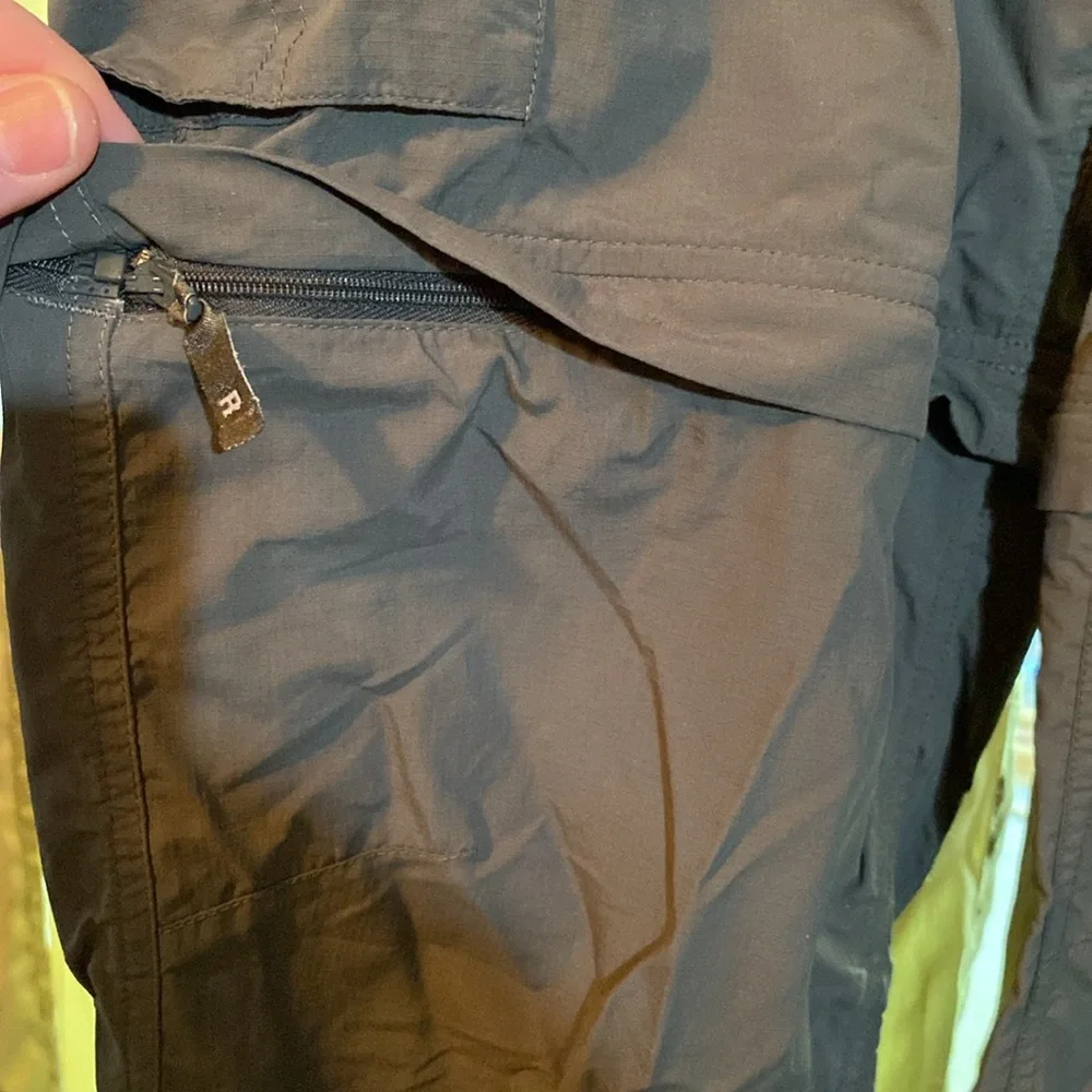 Columbia 38x32 pants/shorts omni-shade